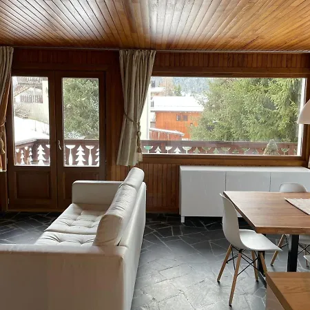 Lovely 1650 Apartamento Courchevel